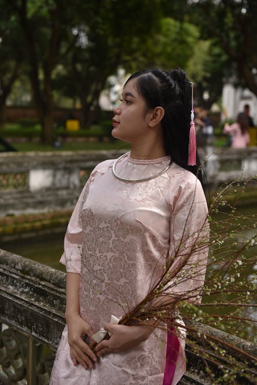 亞洲女人, 傳統服裝, 優雅 的 免費圖庫相片