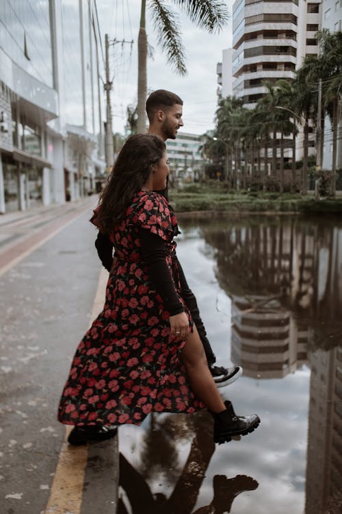 Foto profissional grátis de água, andando, casal