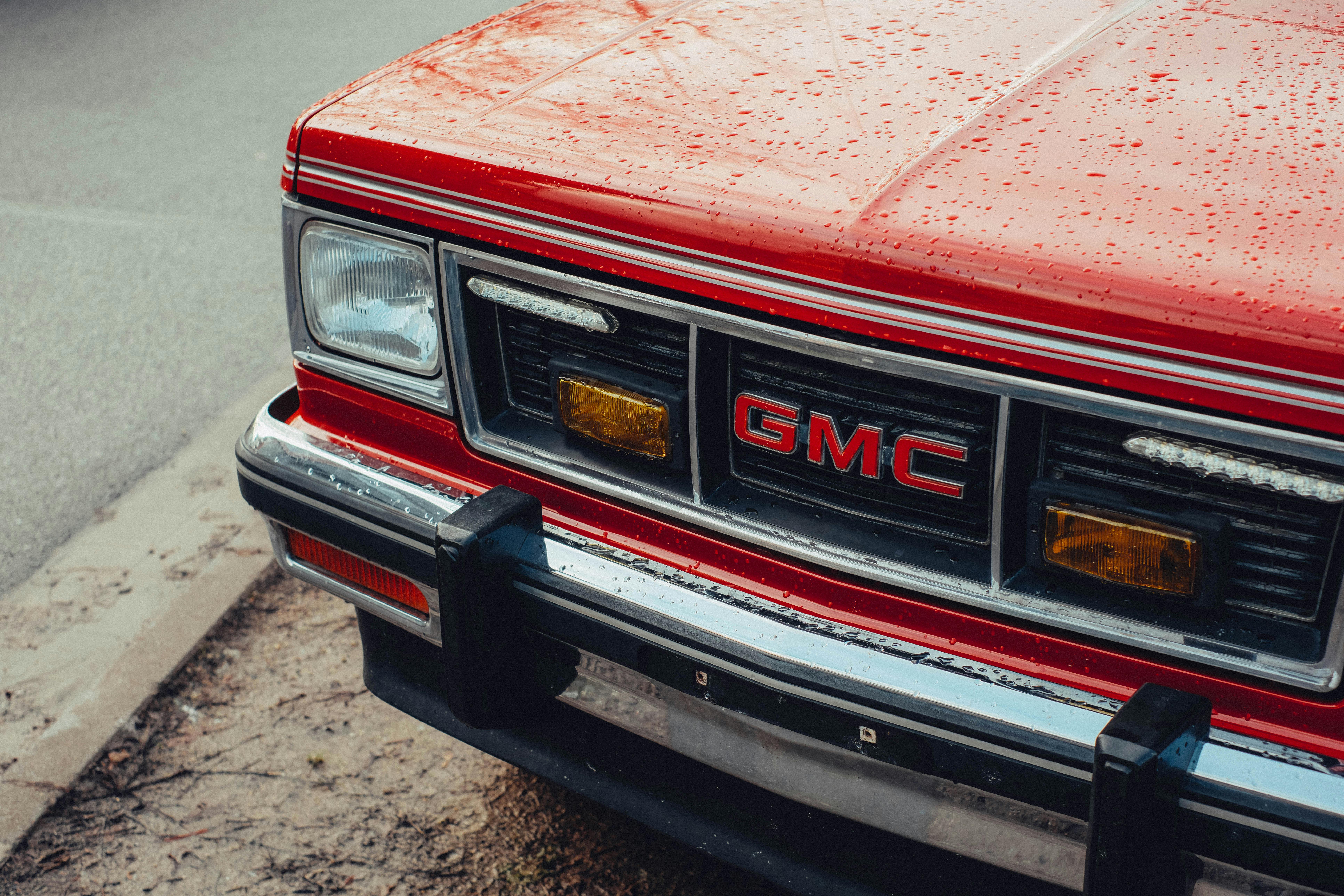 General Motors tests self-driving tech on Michigan, California highways — Photo by James Bond on Pexels