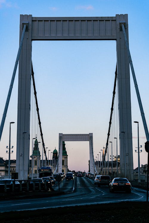 Foto profissional grátis de automóveis, Budapeste, céu limpo