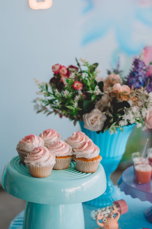 Immagine gratuita di cupcake, dolce, fiori