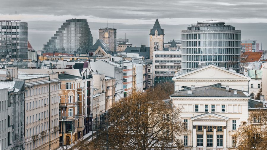 Pohled na evropské město z výšky