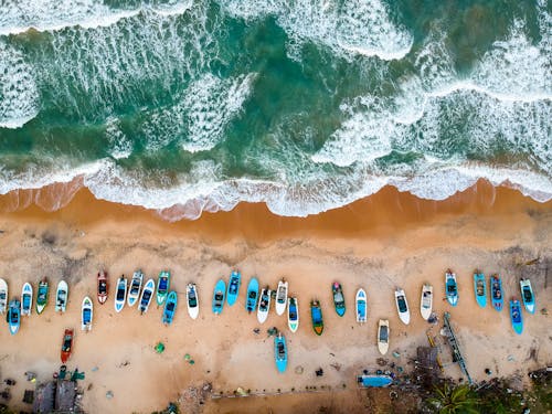 Photographie Aérienne De Bateaux à Terre