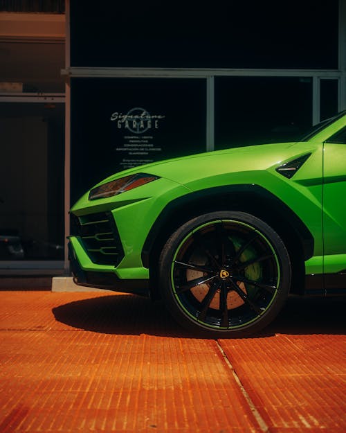 Green Lamborghini Urus