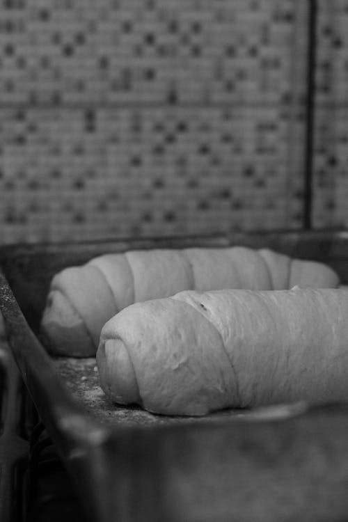 Základová fotografie zdarma na téma černobílý, croissanty, fotografie jídla