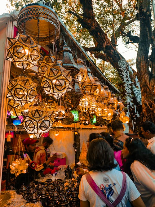 Kala ghoda art festival, Mumbai, street artist