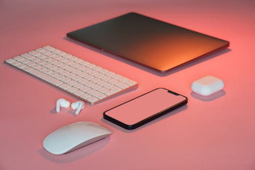 Foto profissional grátis de computador portátil, eletrônicos, mouse