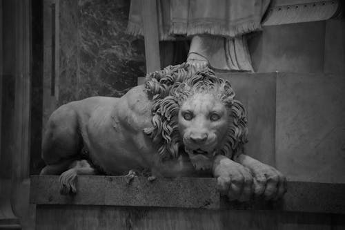 Lying Lion Marble Sculpture