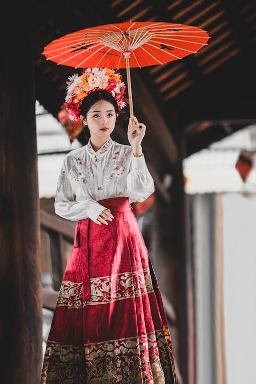 アジアの女性, スカート, ファッション写真の無料の写真素材