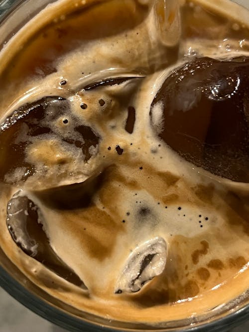 アイスコーヒー, 白と茶色の無料の写真素材