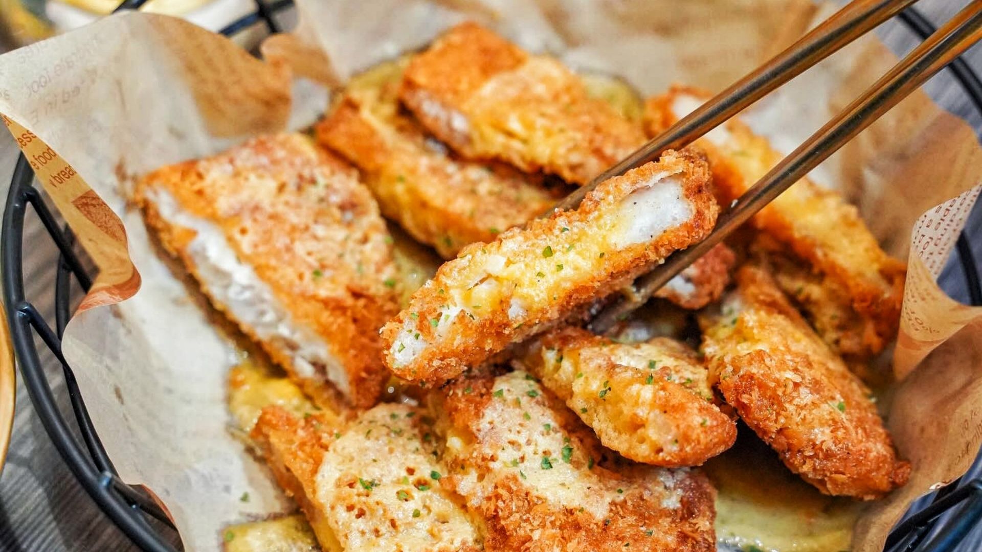chimaek culture korea selatan dengan fried chicken renyah untuk makan bersama