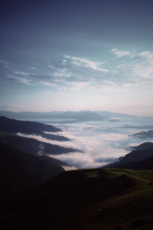 Ingyenes stockfotó dombok, drónfelvétel, felhő témában