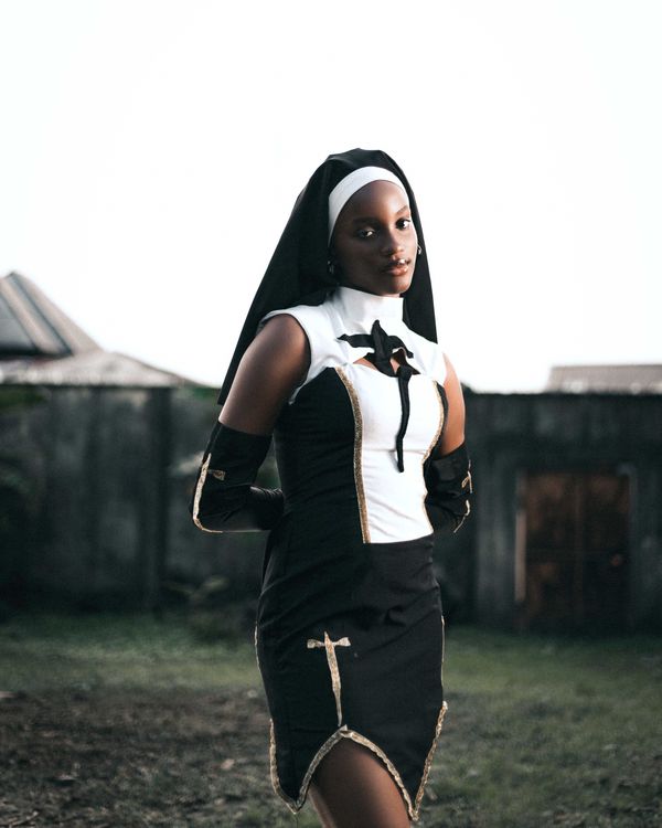 dress nun Velvet Nun Costume Dress, Sexy Halloween Outfit With Veil