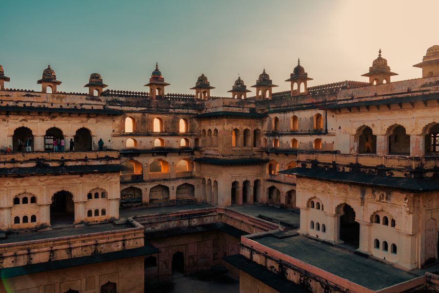 Chaturbhuj Temple photo 3