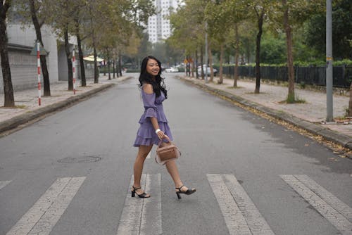 アジアの女性, シティ, バッグの無料の写真素材