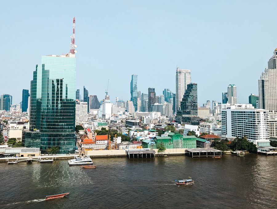 東南アジアの都市風景(バンコクのスカイライン)