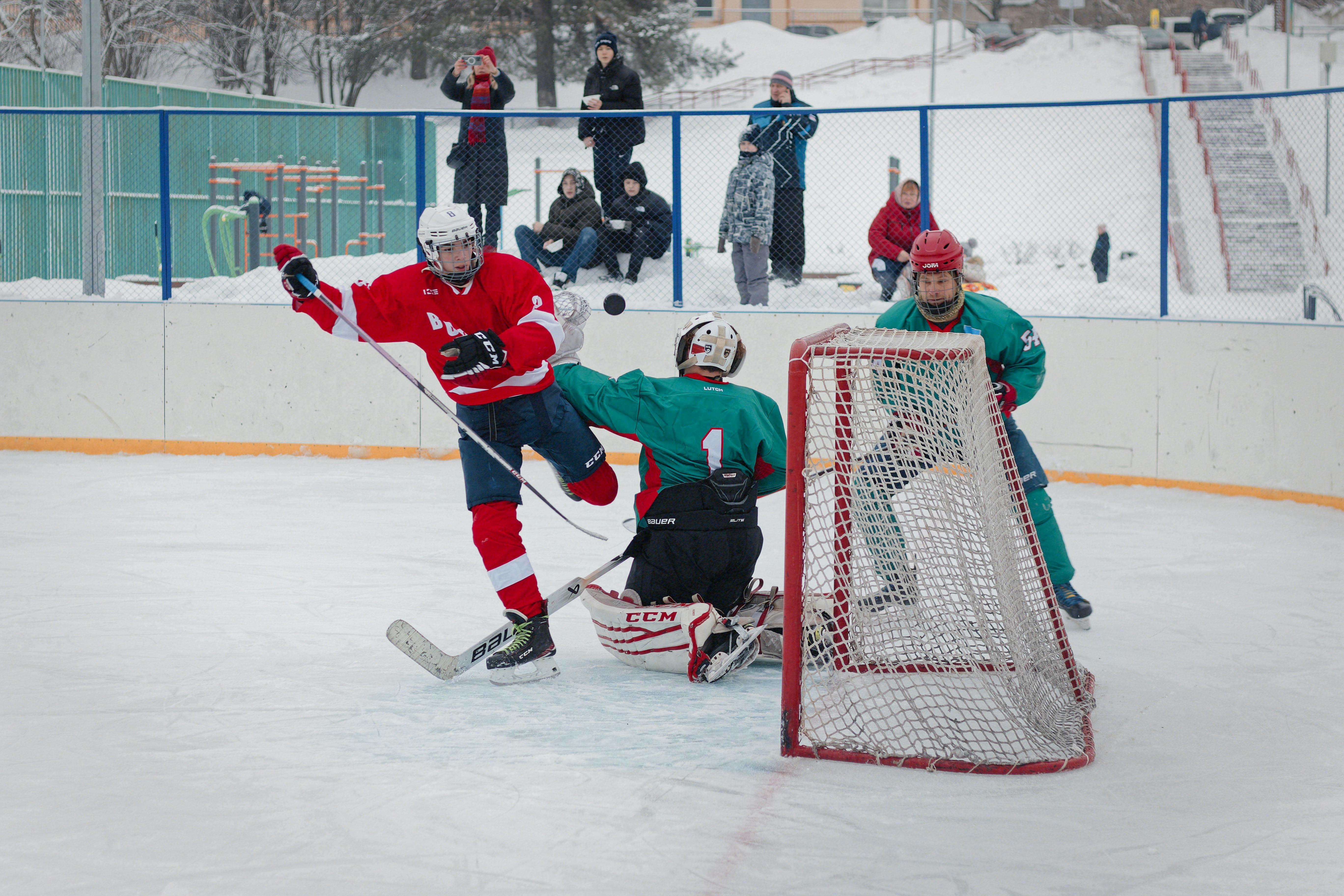Garry Marr: For Canadians who own real estate in the U.S., decision to sell comes at a cost — Photo by Vlad Nazarov on Pexels