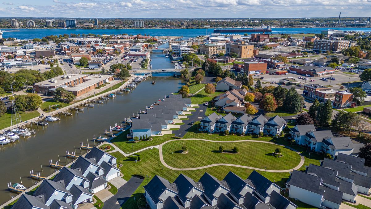 Dexter cityscape