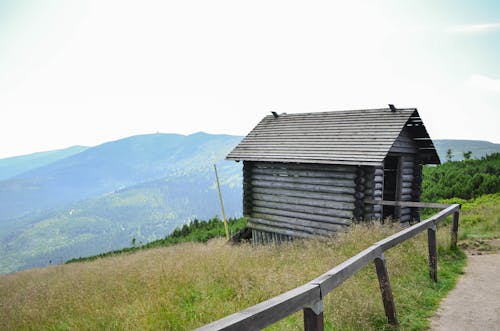 Free stock photo of cottage, meadow, mountains