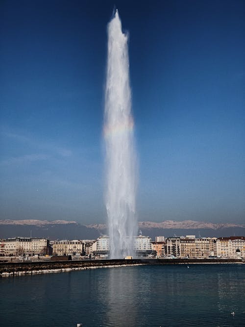 bezplatná Základová fotografie zdarma na téma centrum města, fontána, jezero Základová fotografie