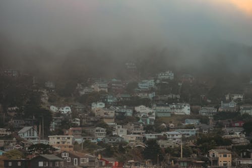 Kostnadsfri bild av byggnader, dimma, drönarbilder