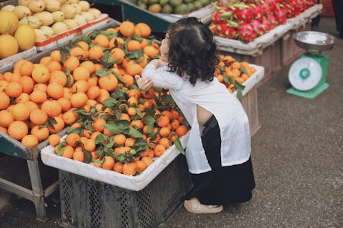 Imagine de stoc gratuită din aplecare, bazar, copil