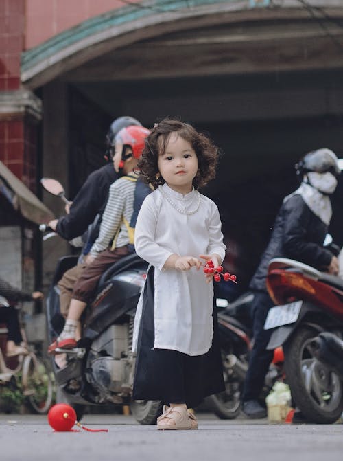 Základová fotografie zdarma na téma asijská holka, černé vlasy, dítě