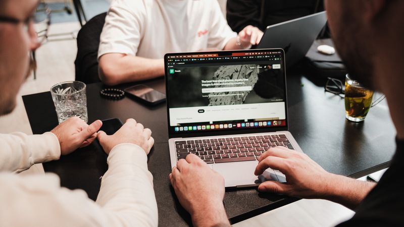 Liderança Que Inspira: IE e Engajamento de Equipes