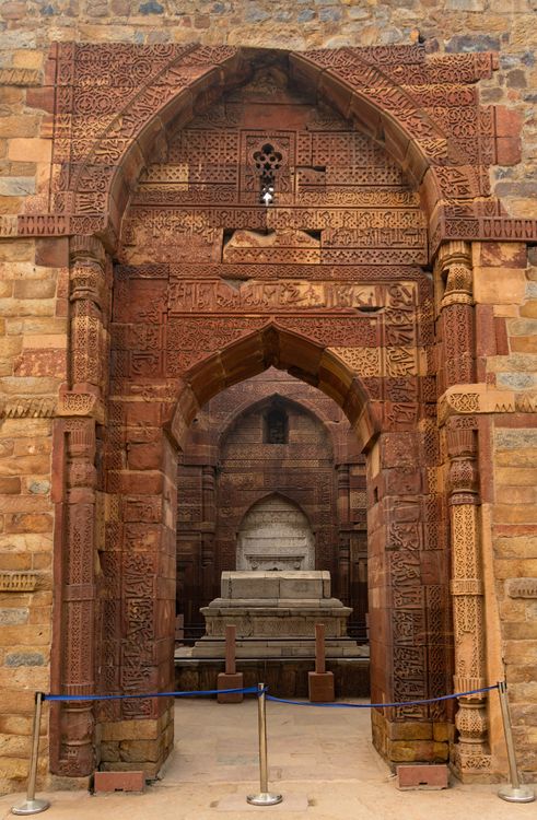 Tomb Of Iltutmish Mausoleum In New Delhi Free Stock Photo Tomb Of Iltutmish Mausoleum In New Delhi Free Stock Photo