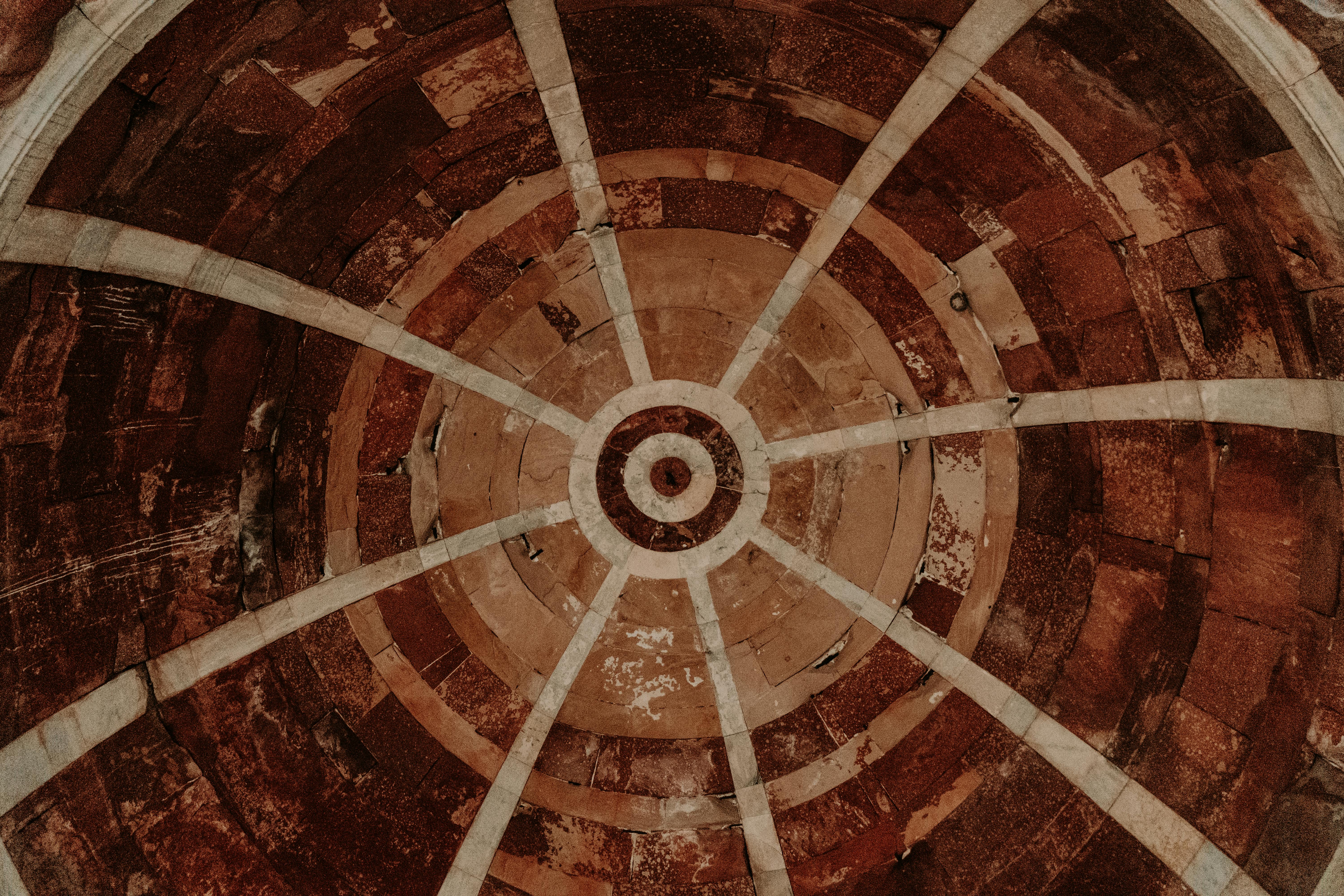 geometric decoration of ceiling at qutb minar