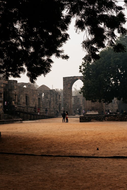 Immagine gratuita di complesso qutb minar, il passato, punti di riferimento locali