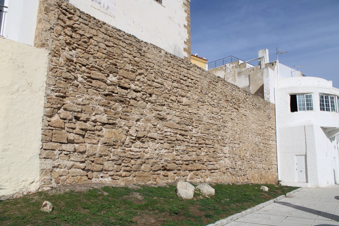 lienzo de la muralla urbana de Rota - fotografía 1