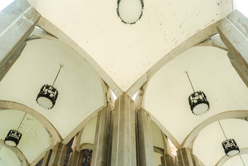 Foto profissional grátis de Antiguidade, capela, geométrico