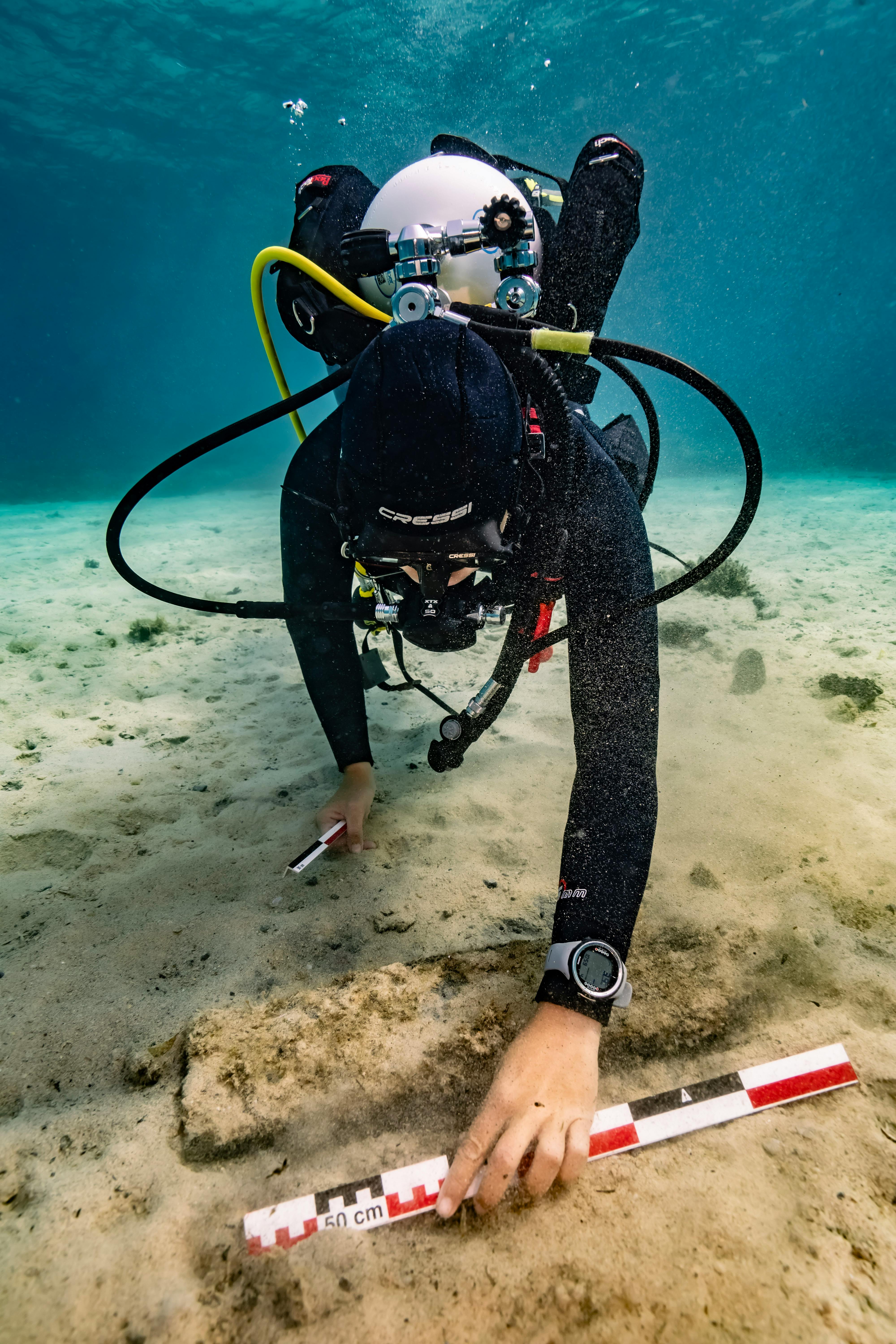 Underwater archaeologist · Free Stock Photo