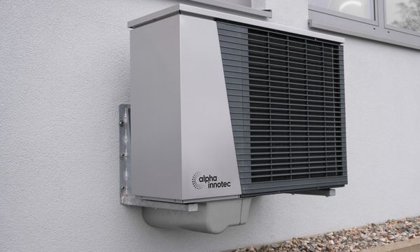Outdoor HVAC air conditioning unit