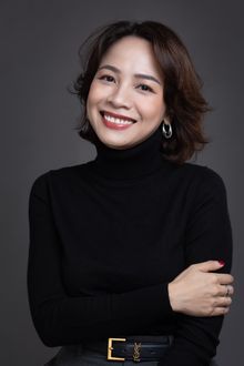 Portrait of Rhea, shop owner — photo by Thanh Xuan Nguyen Ly on Pexels