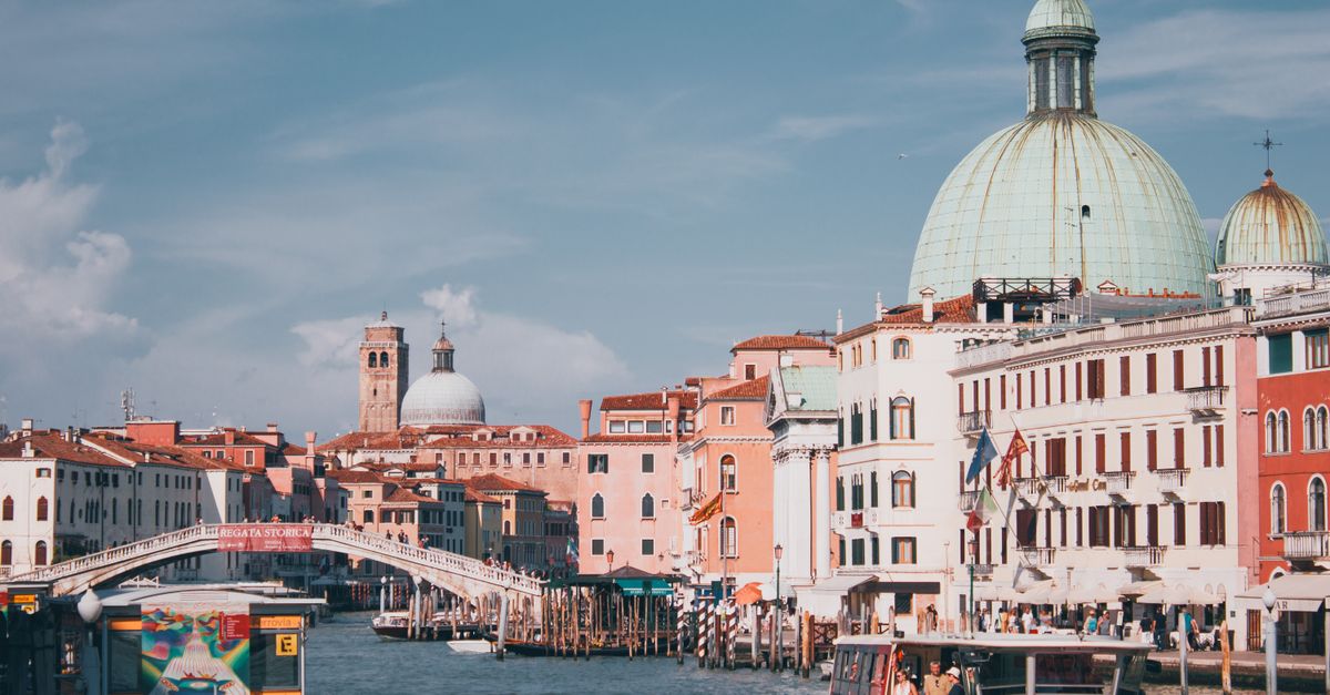 Regata Storica Venice 2026: The Grand Canal Historic Regatta 8 Historic gondolas preparing for the Regata Storica in Venice