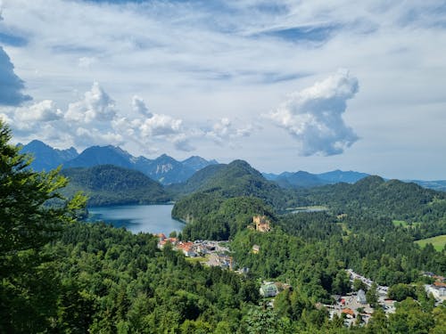 天空, 山谷, 樹木 的 免費圖庫相片