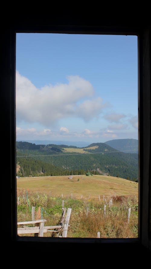 Fotos de stock gratuitas de cabaña, campo, cerca