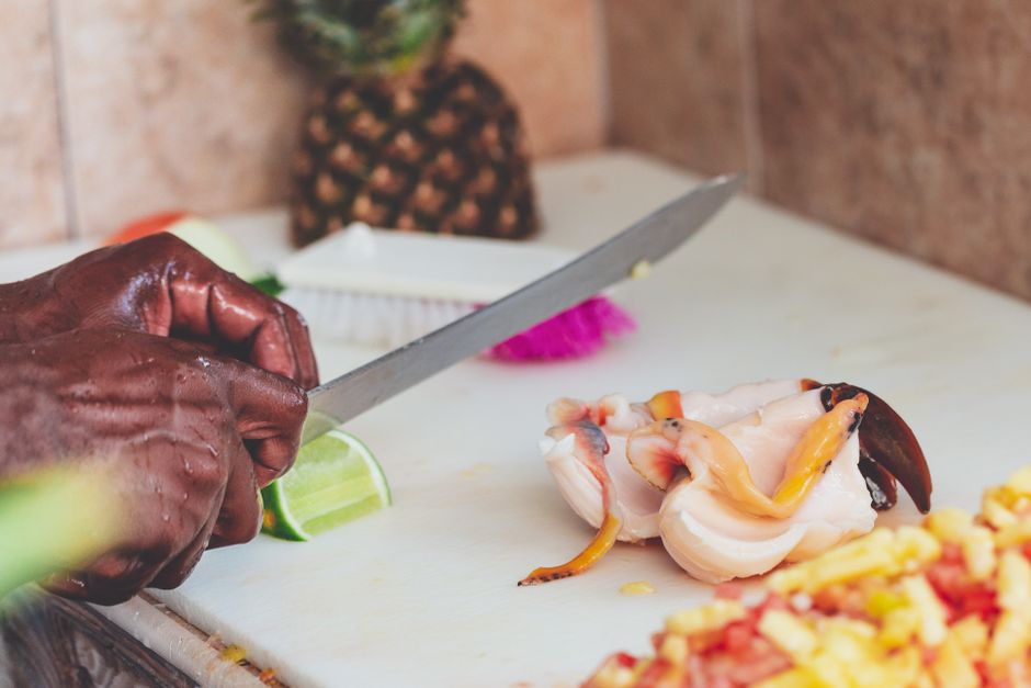 Conch Salad Workshop chez Arawak Cay Market