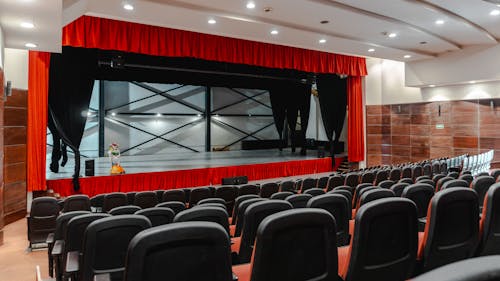 Foto stok gratis auditorium, bagian dalam, kosong