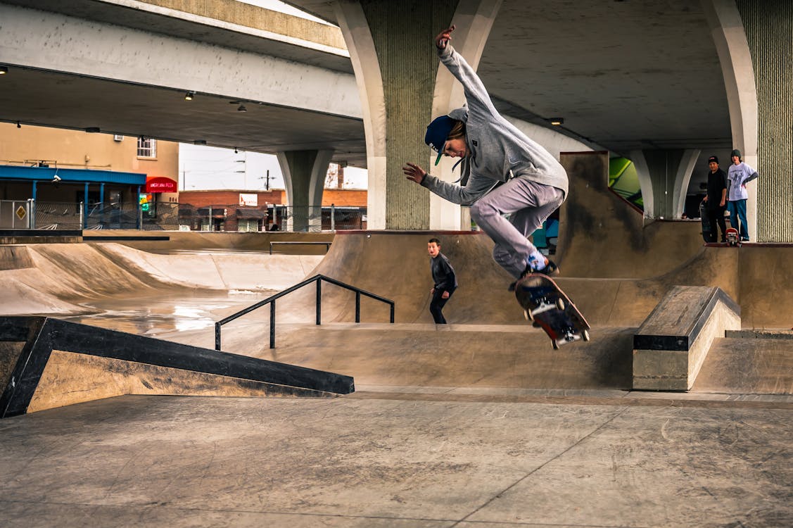 5 Types Of Skaters – High School Skaters