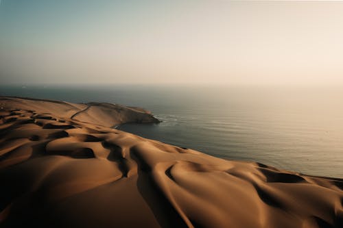 The dune and sea