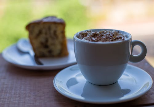 Kostnadsfri bild av bar café, cappuccino, tårta