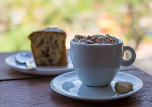 カプチーノ, ケーキ, バーカフェの無料の写真素材