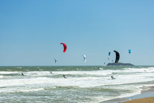 Kitesurfing waves Essaouira Atlantic coast