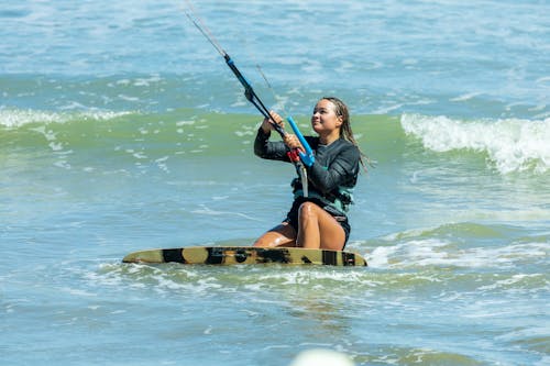 คลังภาพถ่ายฟรี ของ kitesurfer, การผจญภัย, คลื่น