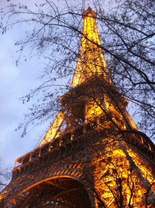 Бесплатное стоковое фото с достопримечательность, париж, эйфелева башня