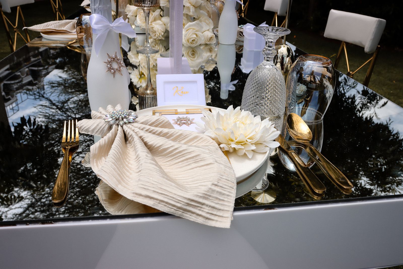 Flowers and Candles on Decorated Table · Free Stock Photo
