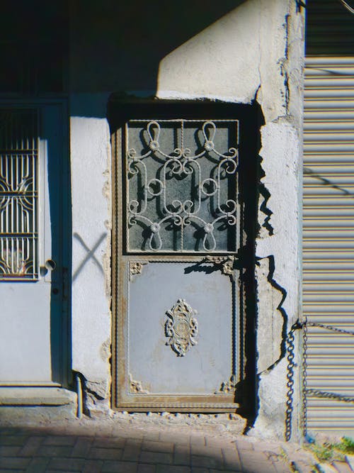 Retro Design Doorway